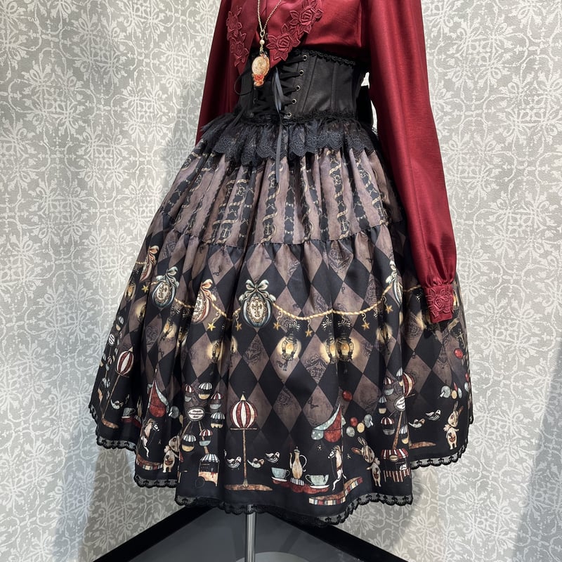 Enchantlic Enchantilly】真夜中のパルコフェリーチェ ティアードスカー