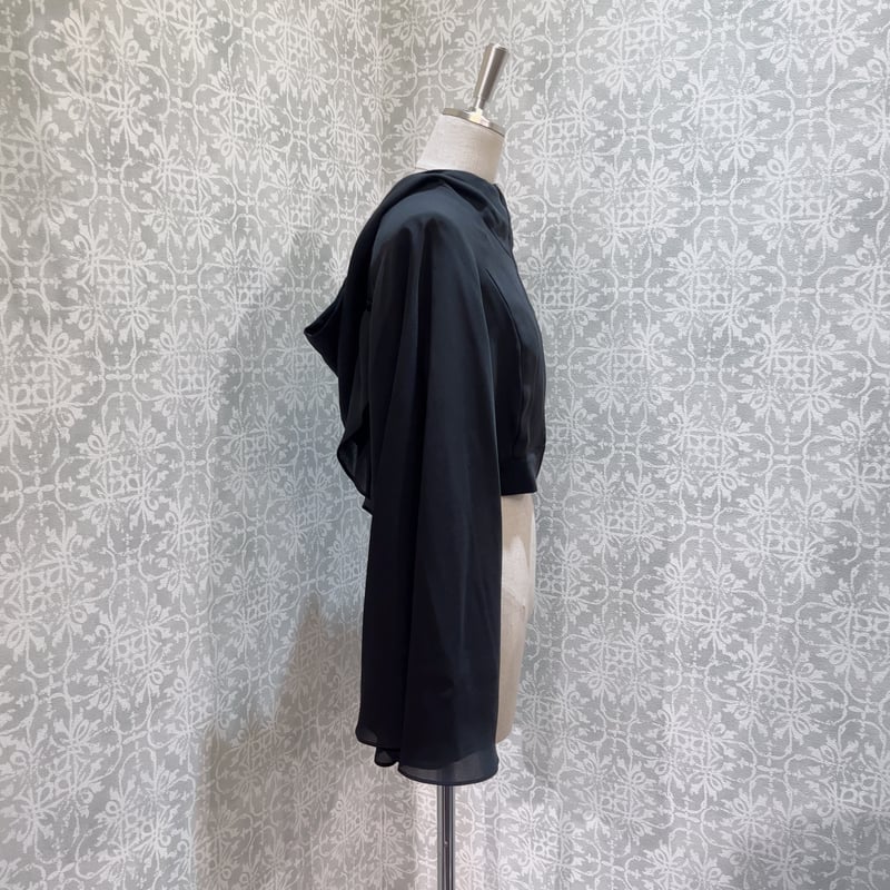 MIHO MATSUDA ベスト・ルブール MIHO MATSUDA / ベスト・カベール L ブラック O-25-07-24-057-GO-TO-OW