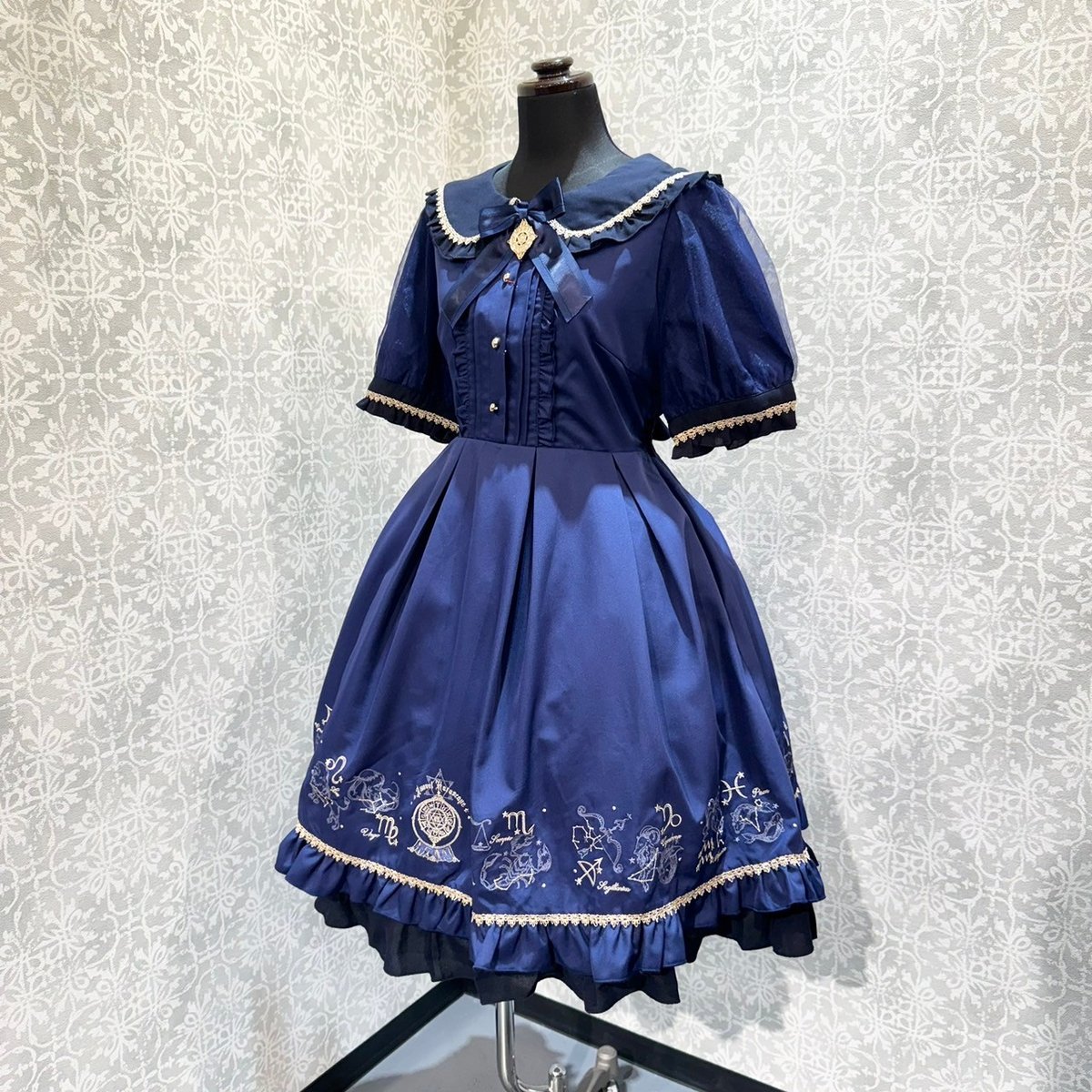 Amavel Fortune Horoscope チュールスリーブワンピース