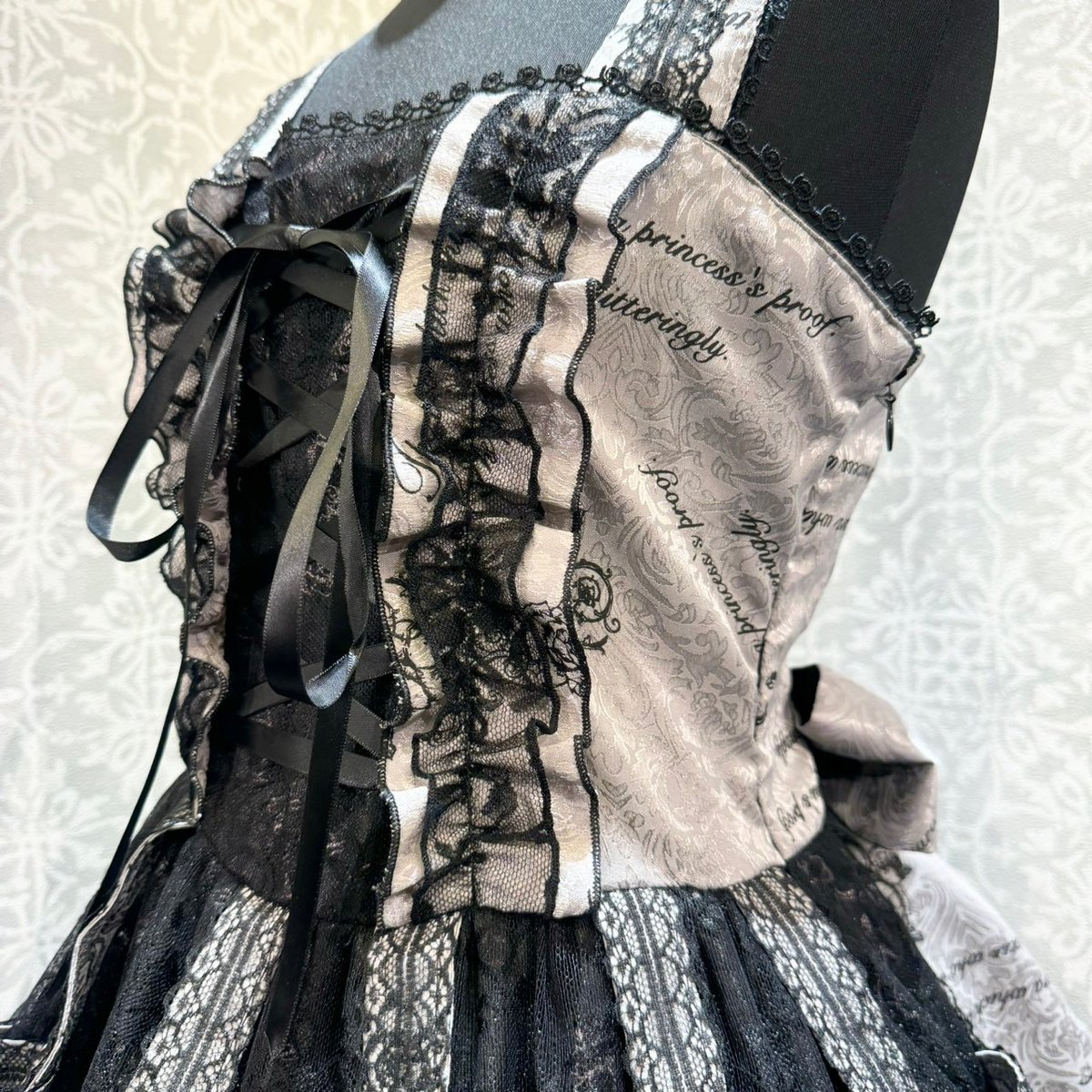 h.naoto FRILL レースアップ トップス ゴスロリ ゴシック 姫 h.naoto FRILL レースアップ トップス ゴスロリ ゴシック 姫