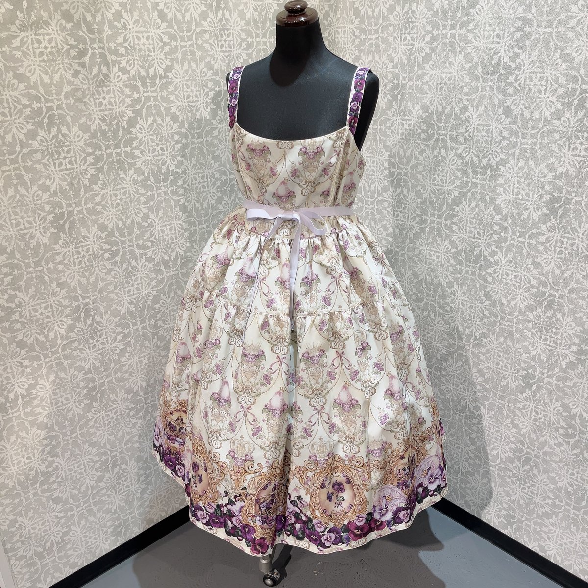 最終値下げ/アンシャンテリックアンシャンテリー すみれ姫の王冠ティアードJSK黒 すみれ姫の王冠アンシャンテリックアンシャンテリー | chou