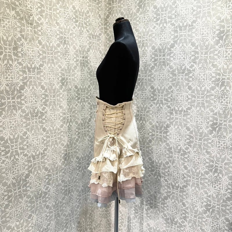 星箱Works】フェリ・ドウ・ロンド 編み上げショートパンツ