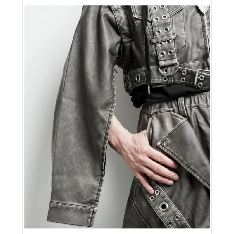 BACKSTAGE PASS】RESISTANCE-S / 2WAY フード レザータッチ/