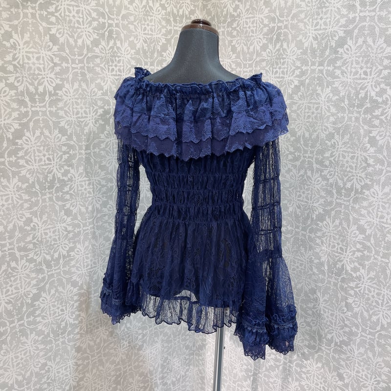 ATELIER-PIERROT】hirring princess sleeve blouse