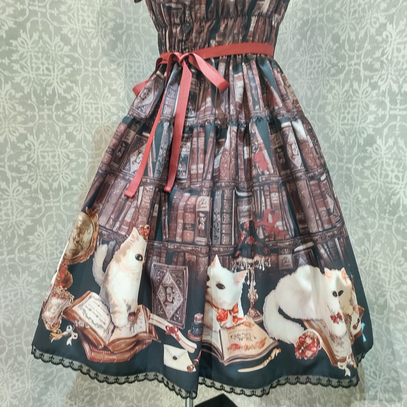 Enchantlic Enchantilly】Queen Cat 〜秘密の書斎〜 ワンピース