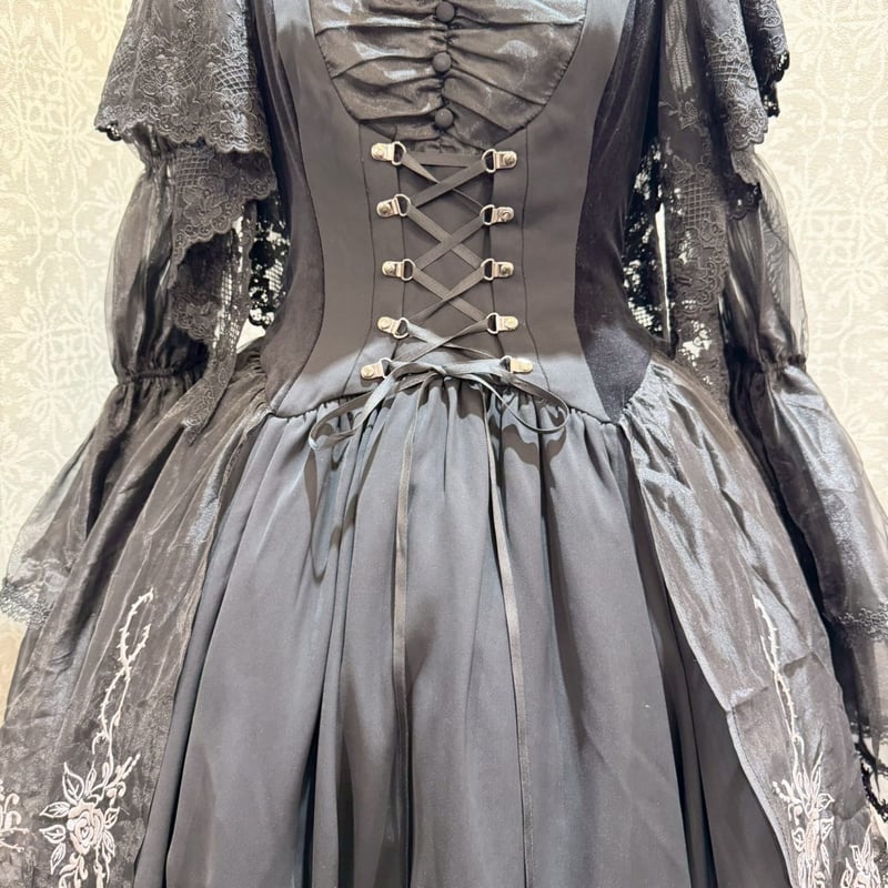 星箱Works】 黒薔薇の貴婦人 編み上げビスチェ風ドレス/A24A01089