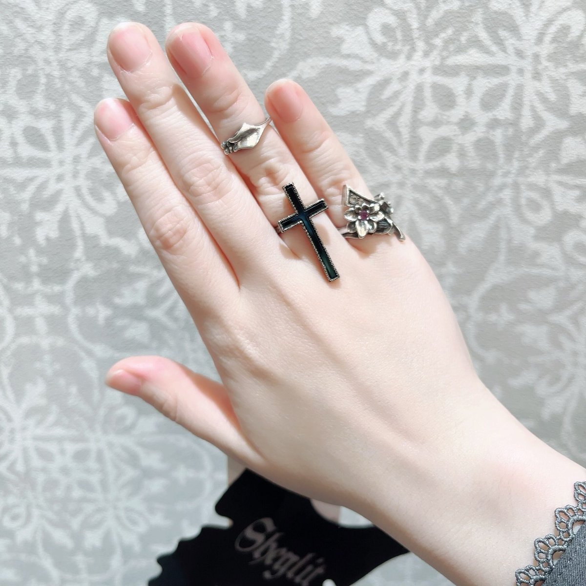 ヘマタイト クロスデザイン リング ali-1979855.jpg