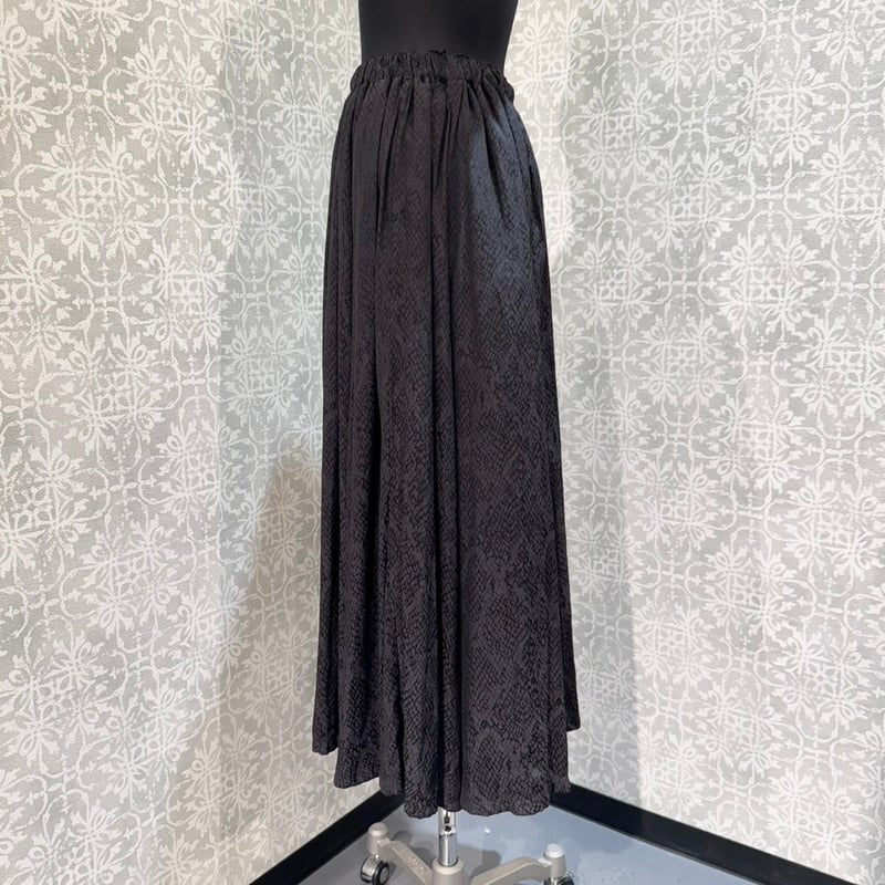 h.NAOTO】Snake Jacquard Flared Skirt/CNF33-S065