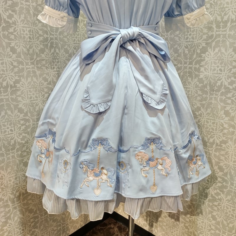 新品Amavel Nostalgic Dreamin' Carousel ワンピ 125170491.13-0_720x.jpg?v=
