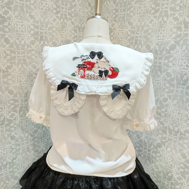 Amavel】 Dreaming Kitten Picnic ブラウス/125410415