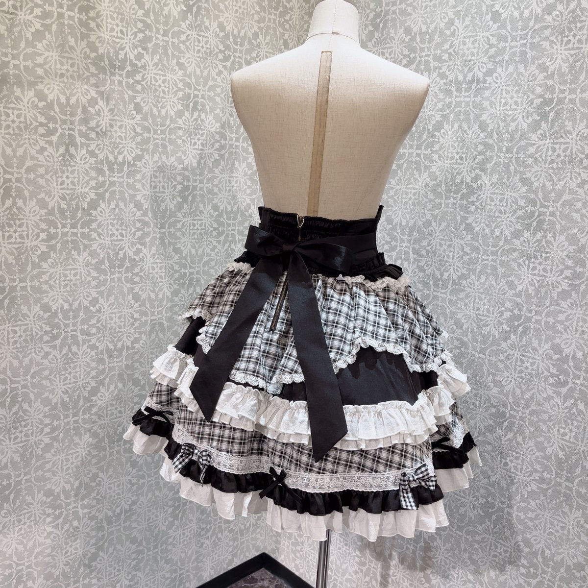 星箱Works】ホイップクリームホールケーキ コルセット風 星箱Works】ホイップクリームホールケーキ コルセット風