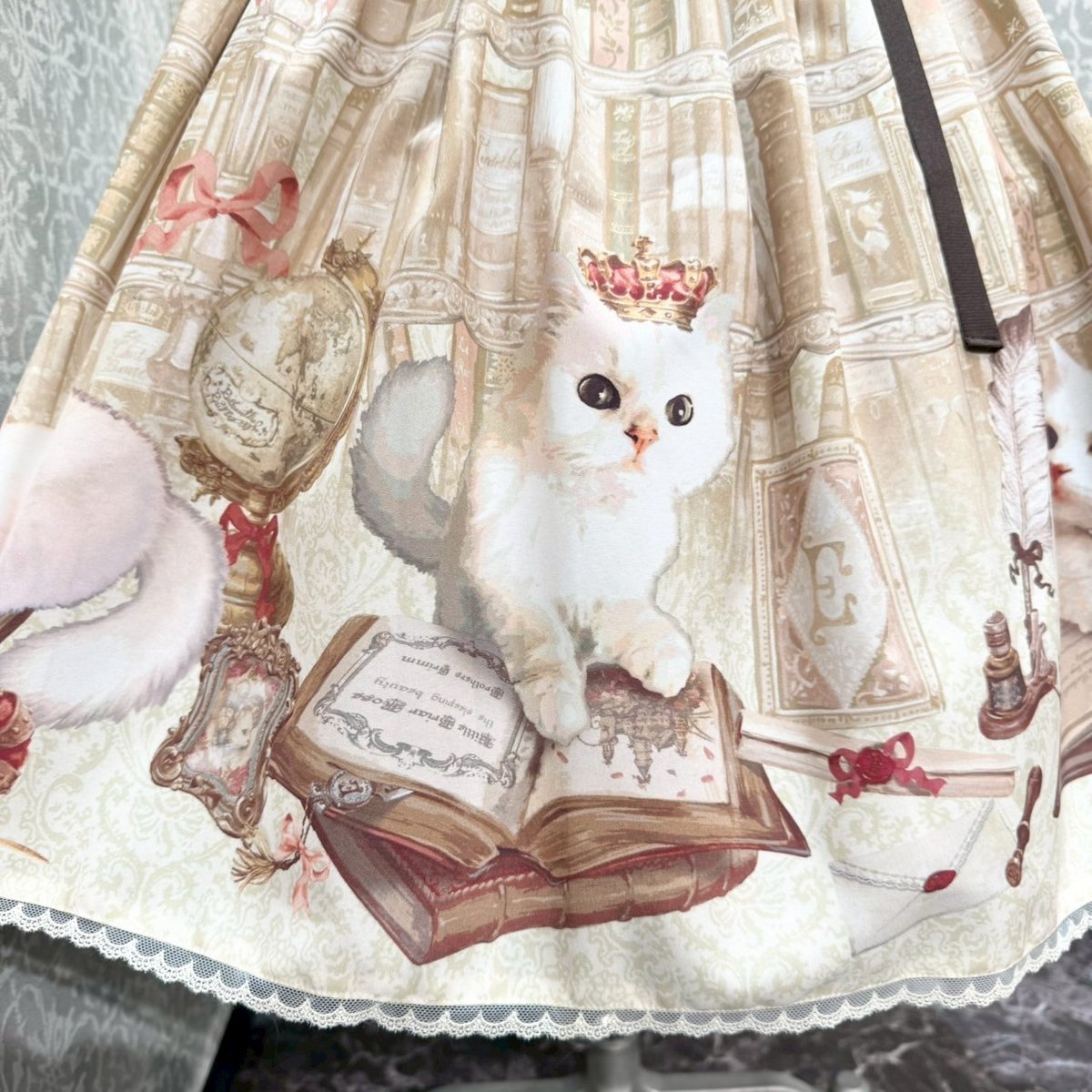 Enchantlic Enchantilly】Queen Cat 〜秘密の書斎〜 ワンピース