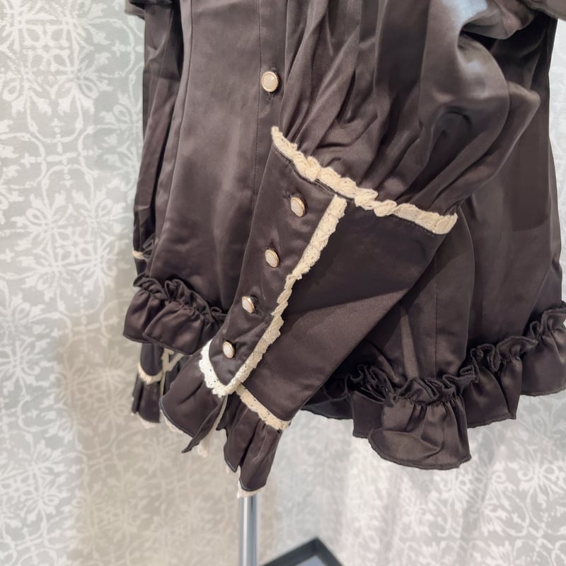 星箱Works】キャラメルカヌレ クリームフリルブラウス/P25113159