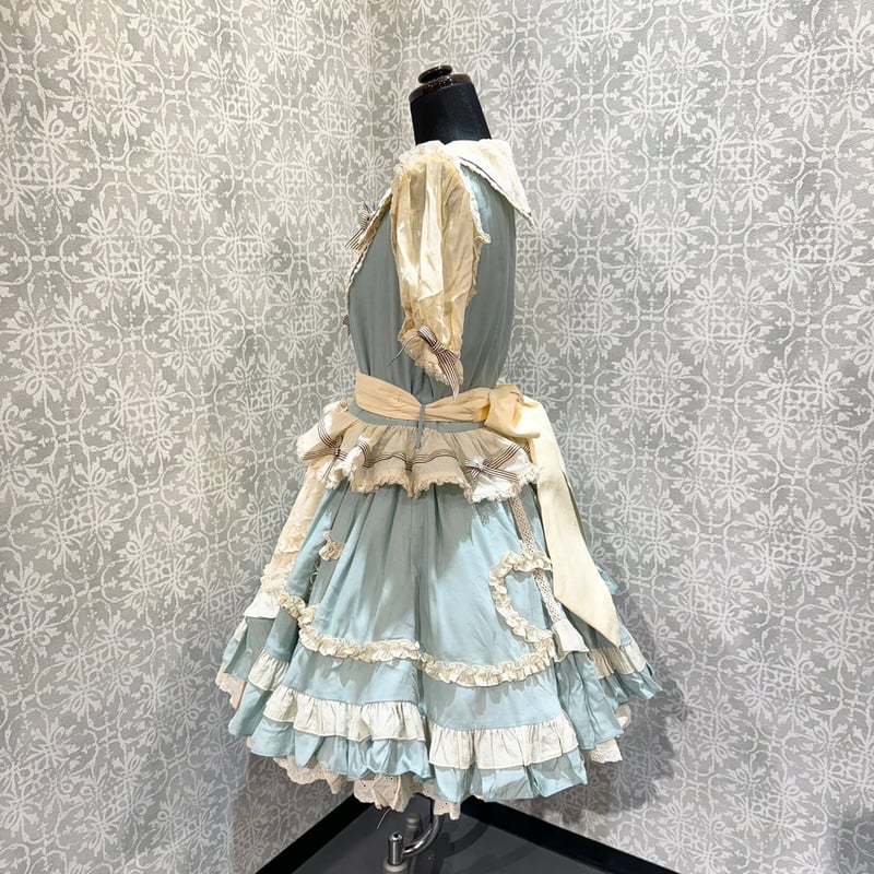 星箱ワークス シャンティクリーム・パティスリー ワンピース 星箱Works】シャンティクリーム・パティスリー エプロン風