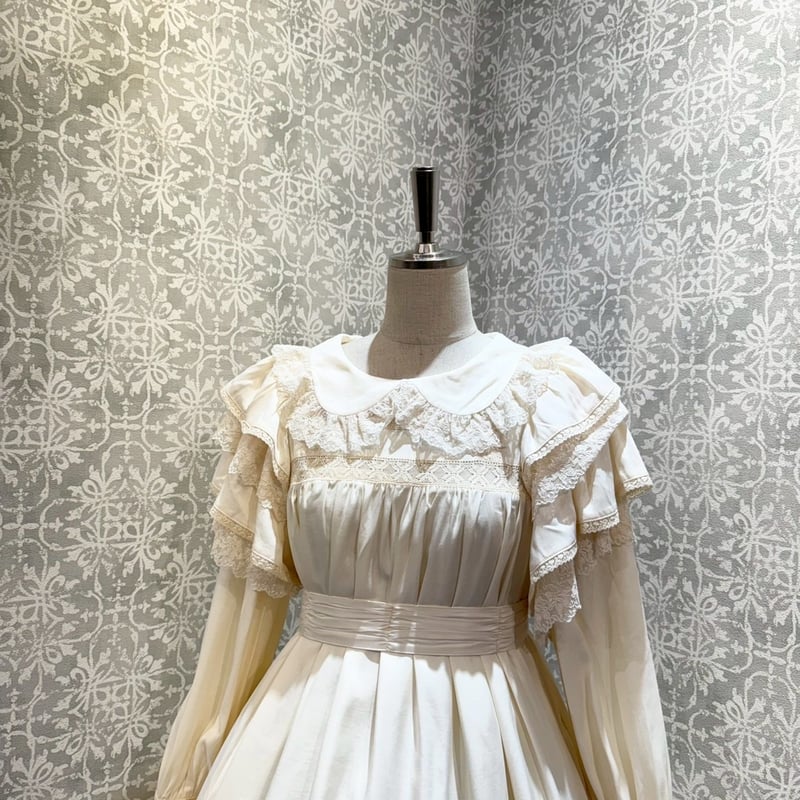 星箱 リリアンヌ姉妹 チェックワンピース ショート丈 リリアンヌ姉妹 ワンピース(ショート丈) | HoshibakoWorks