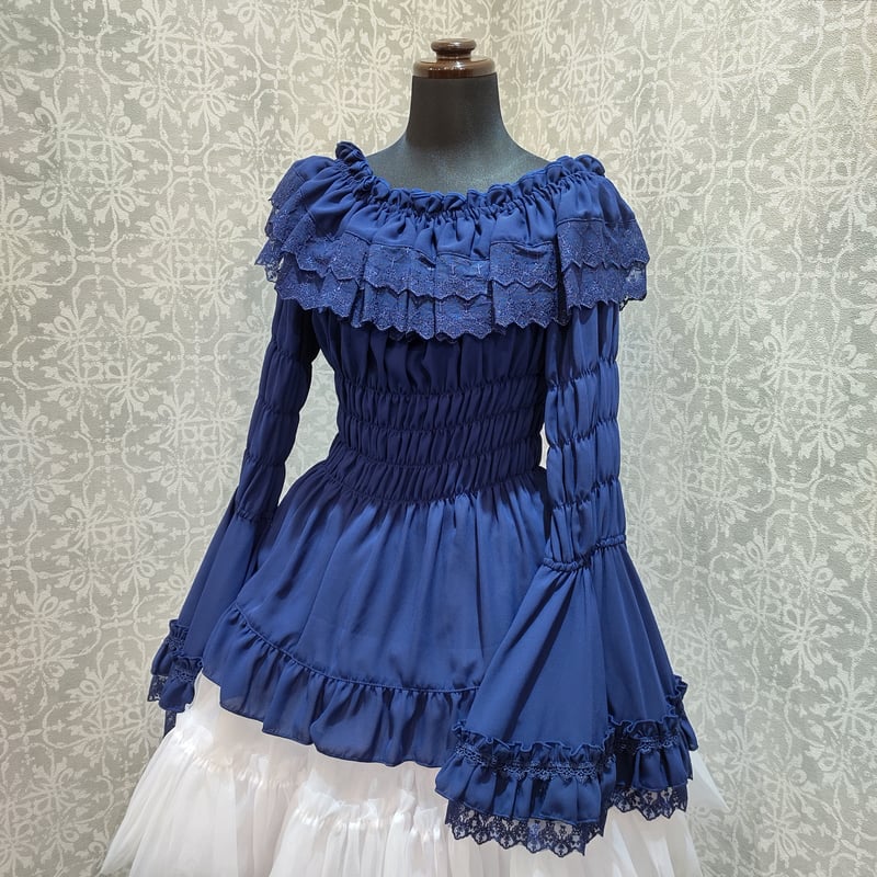 ATELIER PIERROT スタンディングカラープリンセススリーブブラウス ATELIER PIERROT スタンディングカラープリンセススリーブ