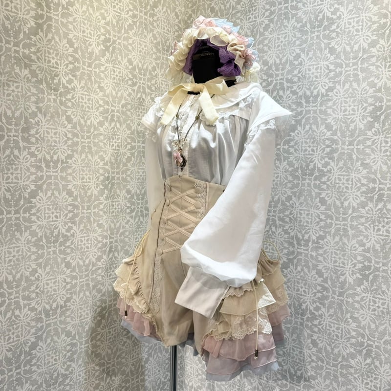 新品✨スーパービューティー　40　クラシック柄　タッセルリボン　ブラウス SuperBeauty（スーパービューティー） - KEI Collection ギャラリー