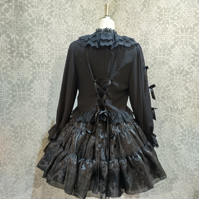 【最終価格】アトリエピエロ　Vallée lys 半袖ブラウス　黒 最終価格】アトリエピエロ Vallée lys 半袖ブラウス ブラック