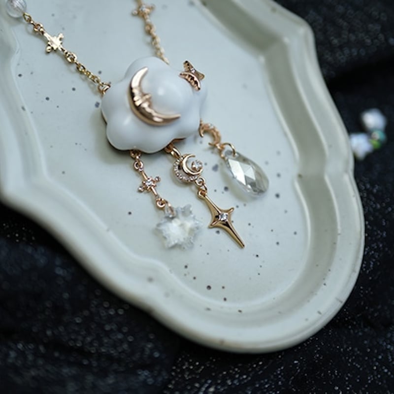 HOLBA 星型ペンダント ネックレス ケース付 HOLBA 星型ペンダント ネックレス ケース付 小さな本のような