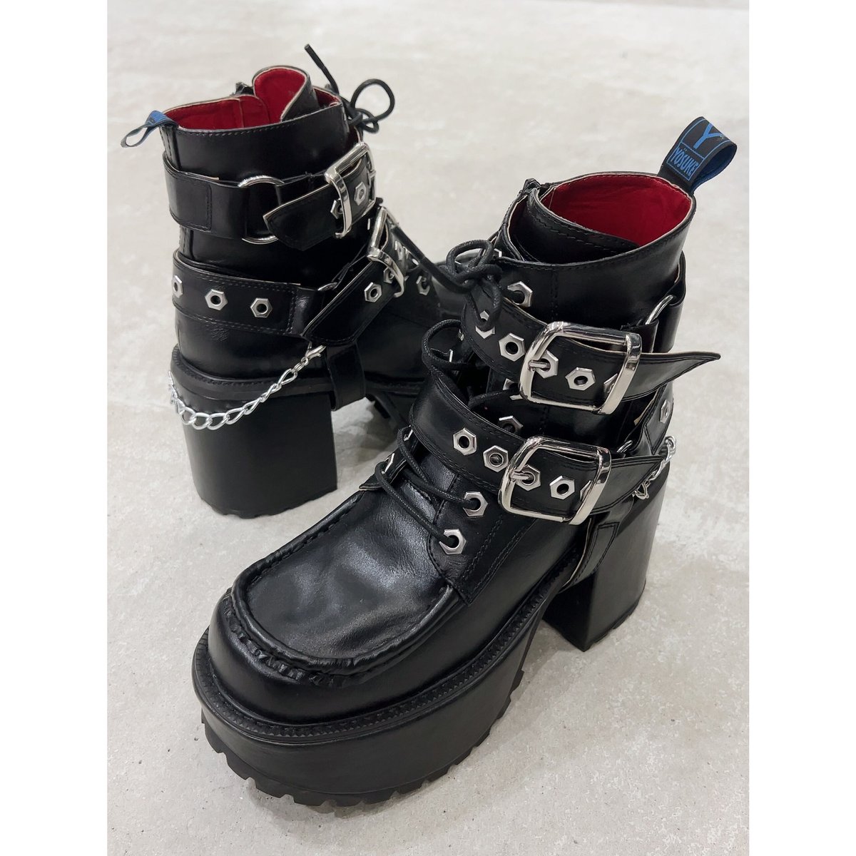 新品!! KILLSTAR 厚底 ブーツ ゴシック KILL STAR (キルスター)より、スカルを型どったパドロックが目を