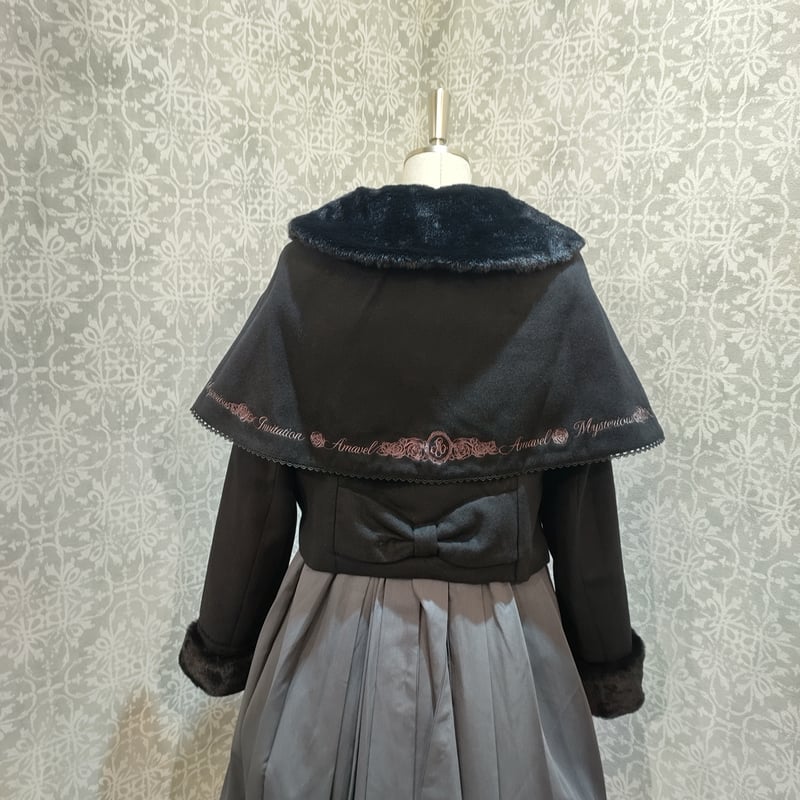 Amavel】Rosette Dollケープ付ショートコート/125231027 | KIS