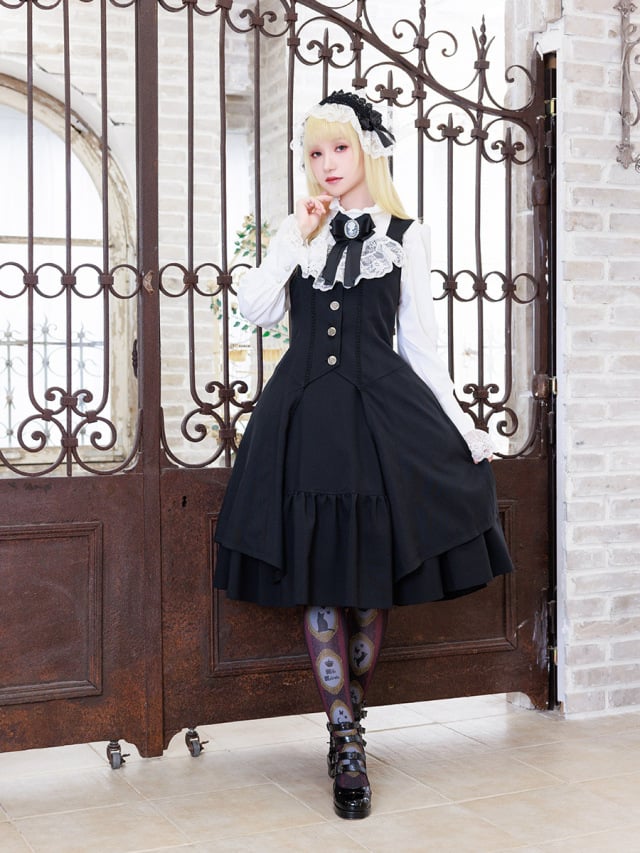 ミホマツダMIHO MATSUDA ハートティアードスカート