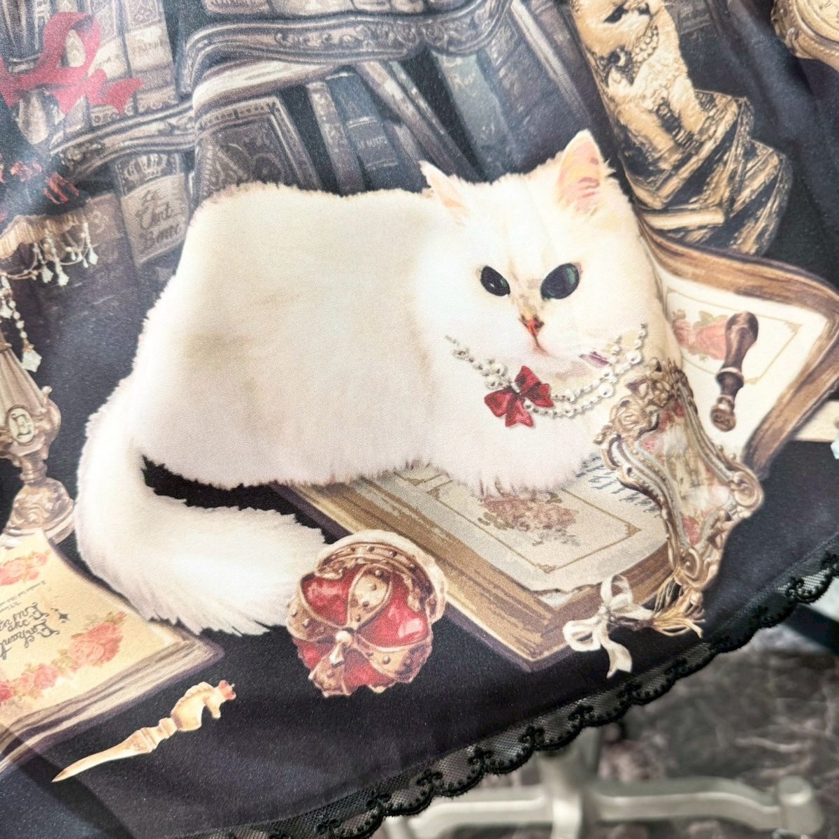 Enchantlic Enchantilly】Queen Cat 〜秘密の書斎〜 ワンピース