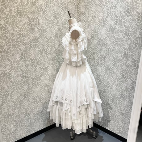 【星箱Works】 月の満ち欠けオフショルダードレッシーワンピース 刺繍ベルト＆チョーカーセット/P23101268