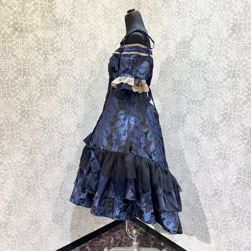 ピヌエ　新品　ワンピース 総レース8分フレア袖ワンピース｜JENNE(ジェンヌ)公式通販：パリ