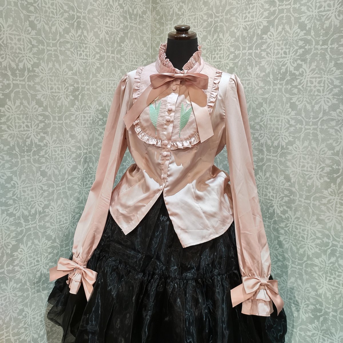 Apuweiser-riche♡大人可愛いチューリップスリーブブラウス チューリップスリーブブラウス｜JENNE(ジェンヌ)公式通販：パリ