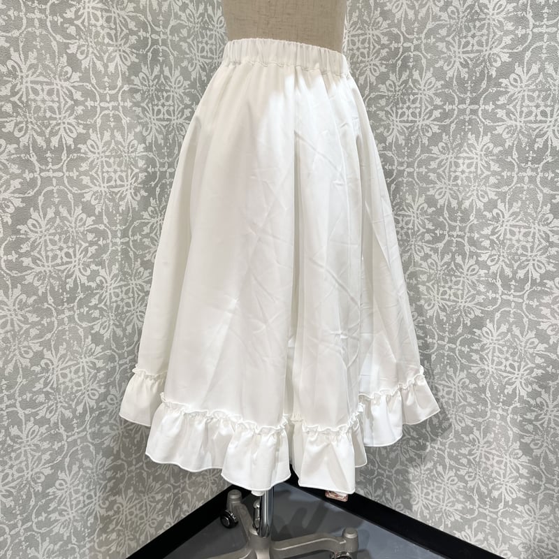 Amavel ボリュームスカート アイボリー Amavel ボリュームスカート