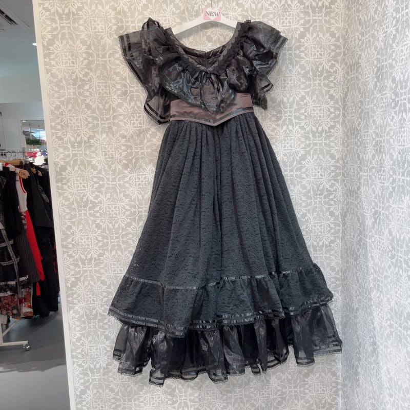 フィオリリー　山本月ちゃんワンピースFブラック定価17000円　最終値下本日まで sf-113805_16.jpg