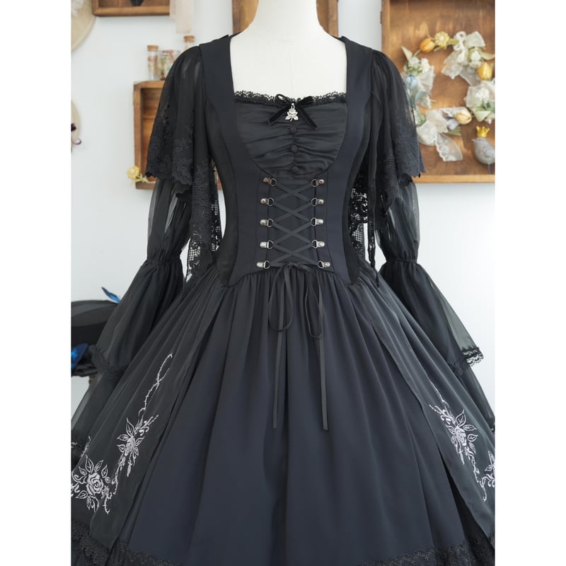 星箱Works】 黒薔薇の貴婦人 編み上げビスチェ風ドレス/A24A01089