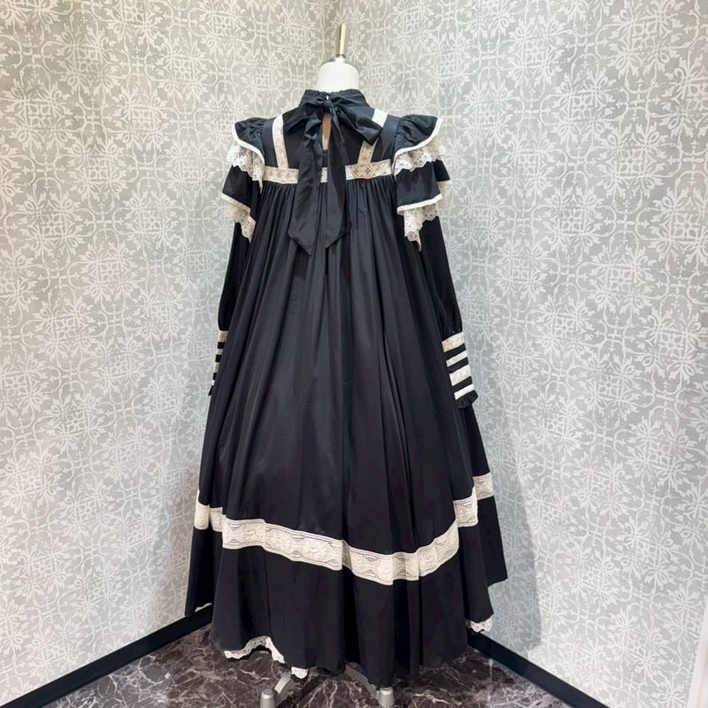 星箱Works】リリアンヌ姉妹 ワンピース(ロング丈)/P12101349