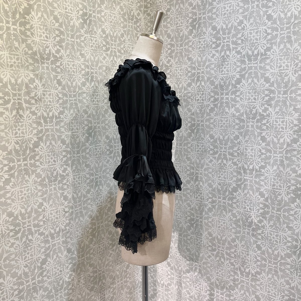 ATELIER-PIERROT】Blossom Breeze Blouse/VBL-03 |