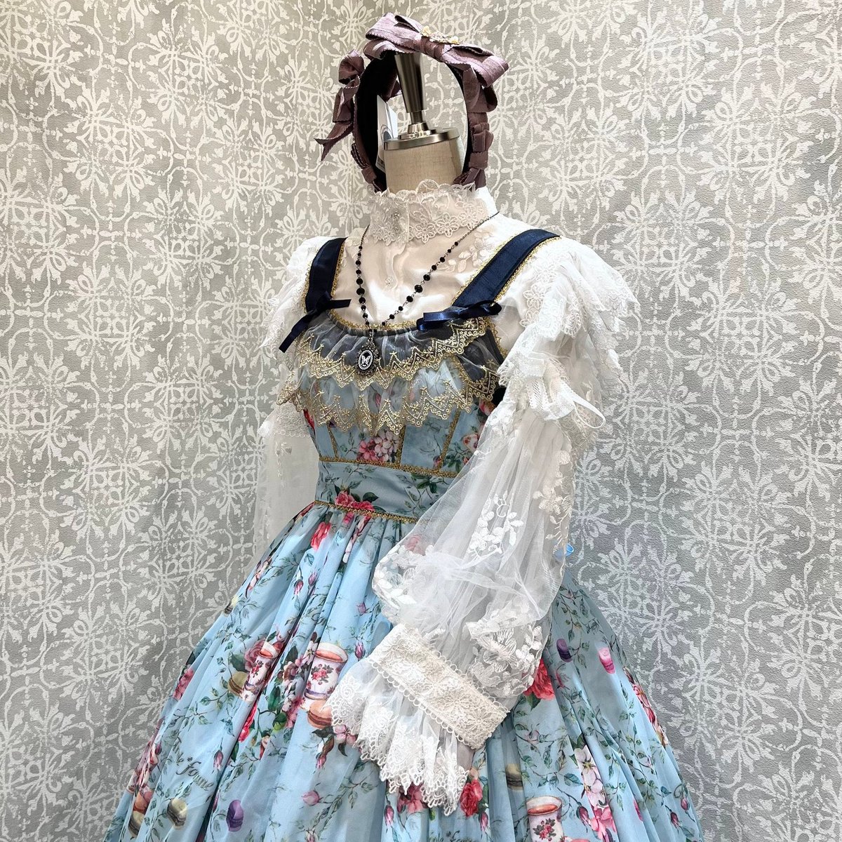 定価7万★フランスのシバリスレース★贅沢なレースづくしロングスリップヴィンテージ 定価7万☆フランスのシバリスレース☆贅沢なレースづくしロング