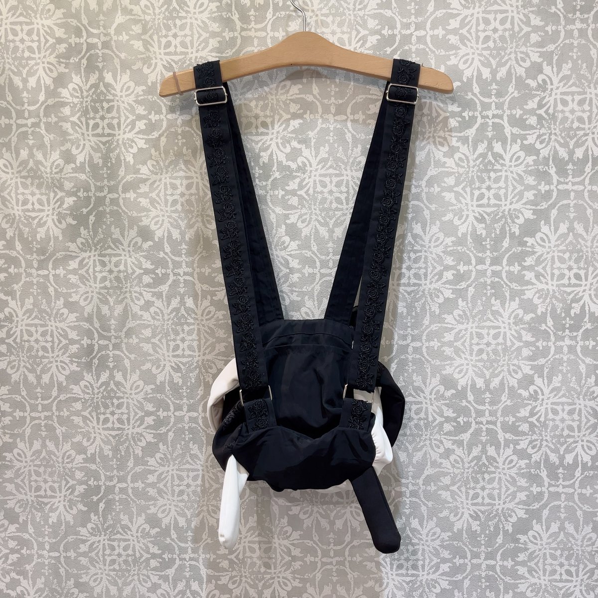 h.NAOTO】Lovely CAT Frill Backpack/FR25-B020 BK