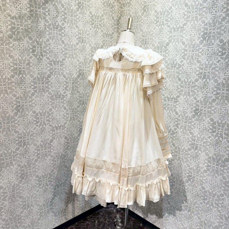 星箱Works】リリアンヌ姉妹 ワンピース(ショート丈)/P12101349【お