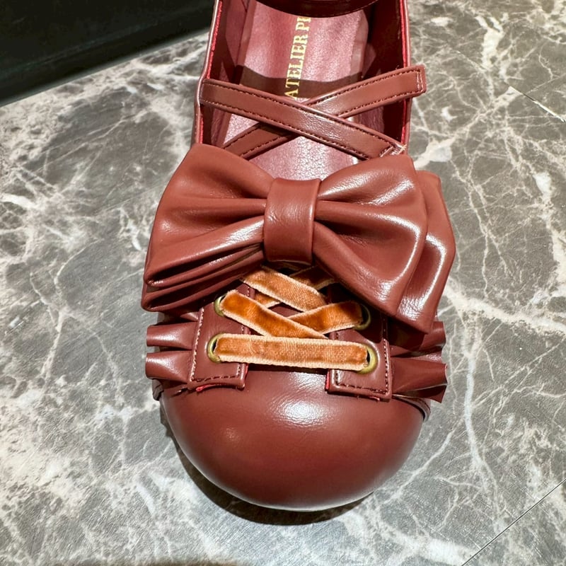 靴 ATELIER PIERROT ANTIQUE GOLD FRAME PUMPS Antique Gold Frame Pumps by Atelier Pierrot