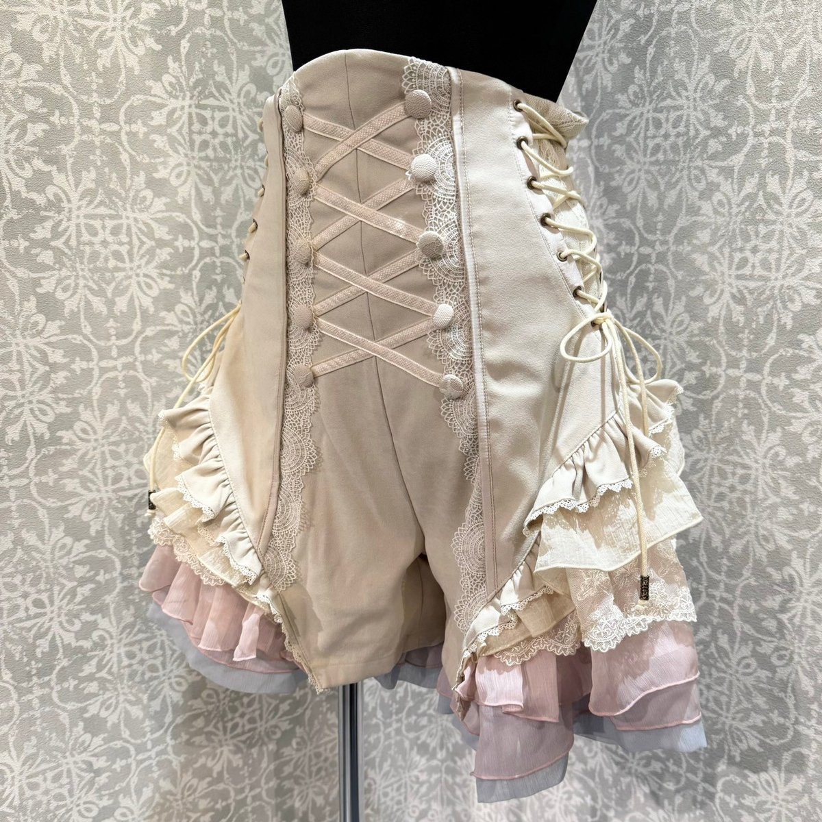 【限定値下げ】フェリ・ドウ・ロンド　 編み上げショートパンツ 星箱works 星箱works フェリ・ドウ・ロンド 編み上げショートパンツ