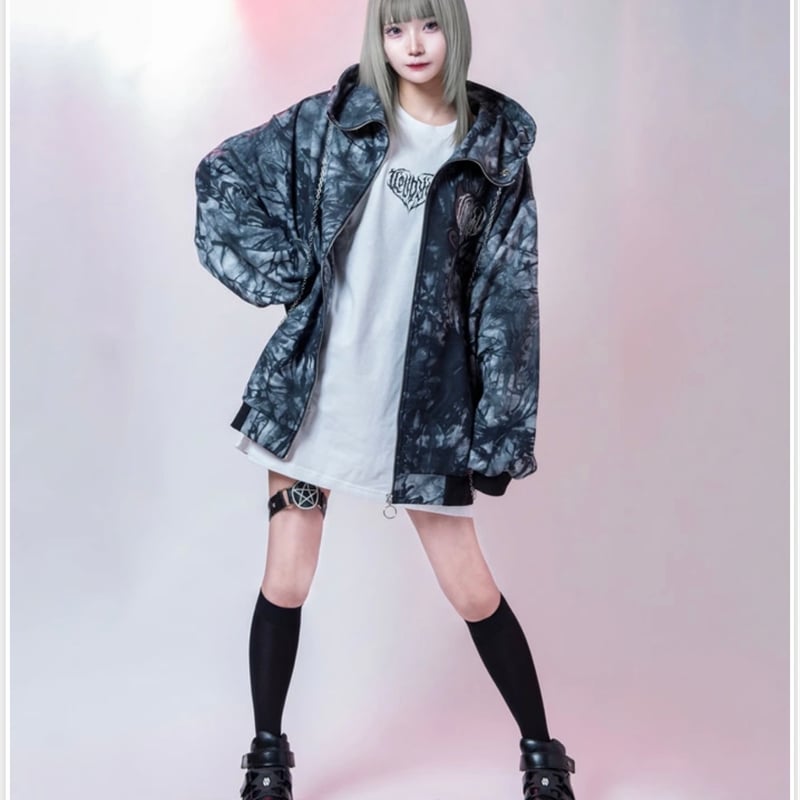 BACKSTAGE PASS クロミちゃんパーカー クロミちゃんコラボから新しくプルオーバータイプのパーカーが登場