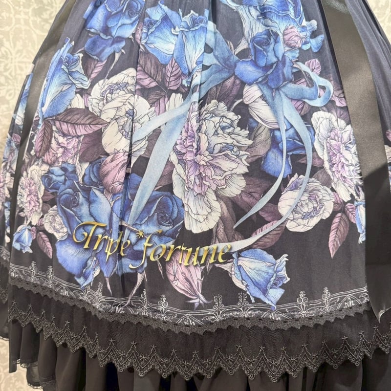 ⭐︎③ ワンピースコレクション　まとめ売り Triple*fortune】モノクロマティックローズ ワンピース/サックス