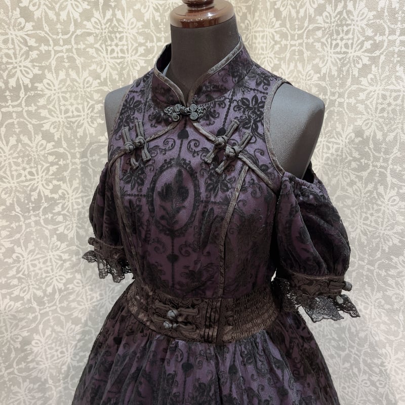 星箱Works】ダマスクチャーム オープンショルダーワンピース