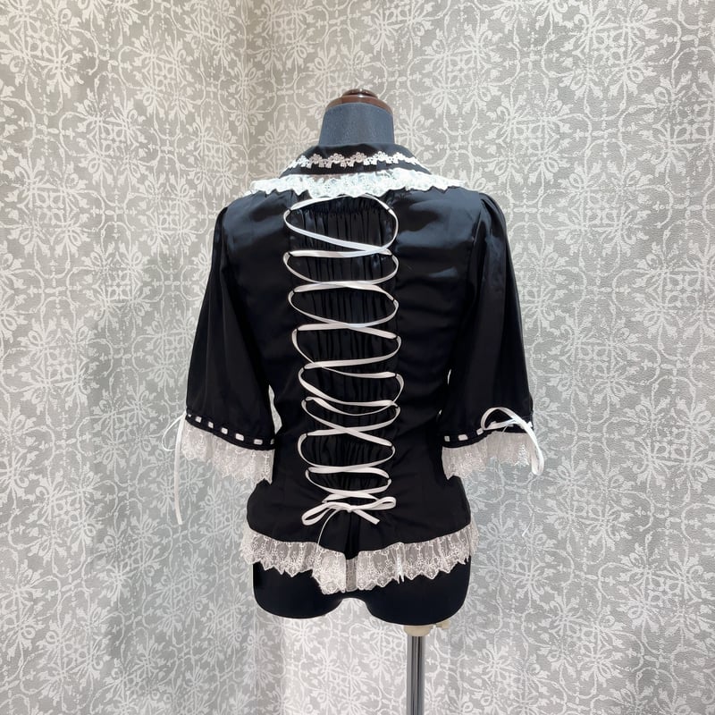 【ATELIER-PIERROT】 Wレースシャーリング姫袖ブラウス ATELIER-PIERROT】 Wレースシャーリング姫袖ブラウス ATELIER