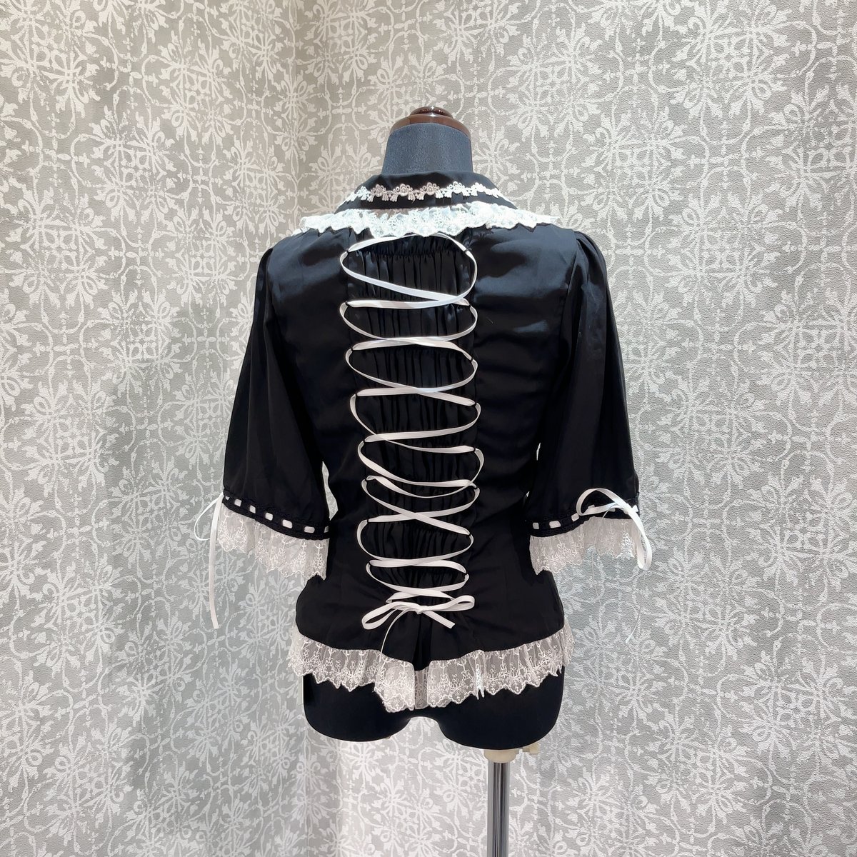 【Vallée lys】Dreams Ladder Lace Blouse Dreams Ladder Lace Blouse by Atelier Pierrot
