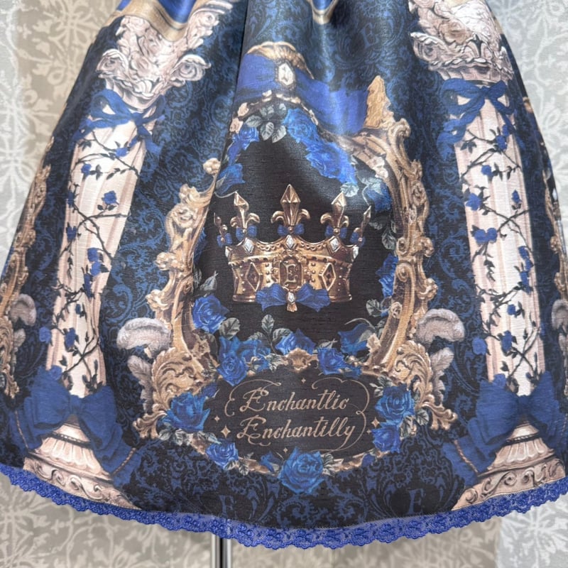 レア*Enchantilly*城猫の王女様のワンピース*サックスブルー水色 オリジナル ジェムストーン ラビット柄 サックス 半袖 フレア