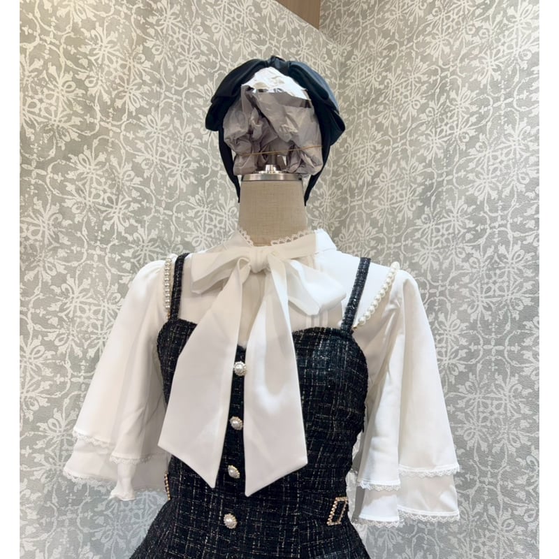 Amavel アンティークバックルフレアスリーブ ブラウス スカート