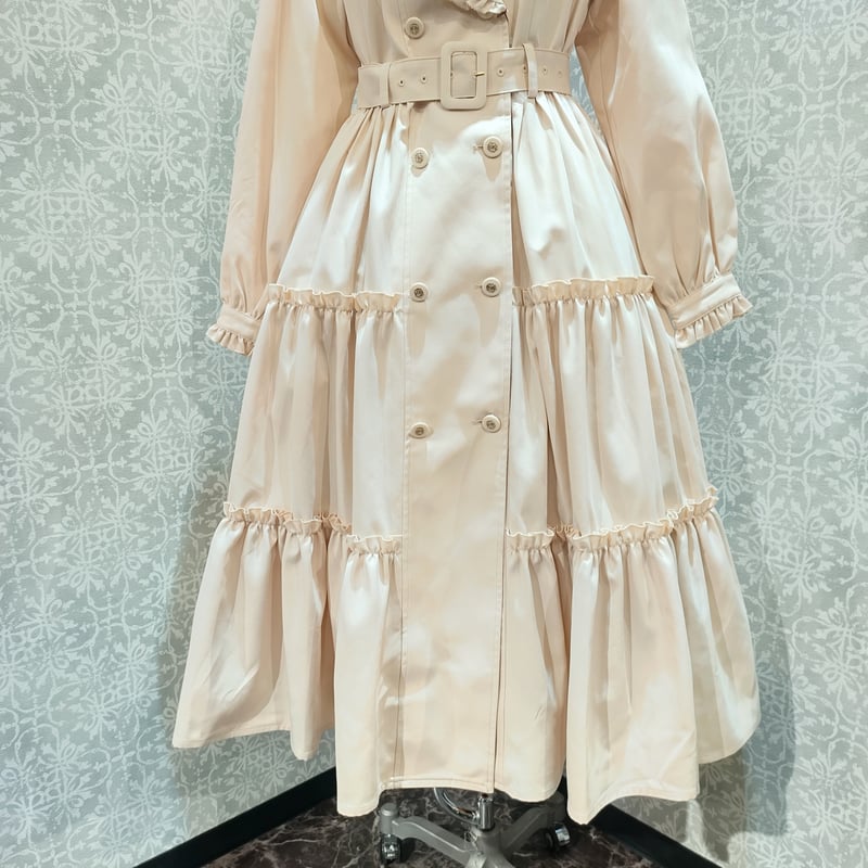 Amavel】フリルティアードトレンチコート（ロング丈）/125210113