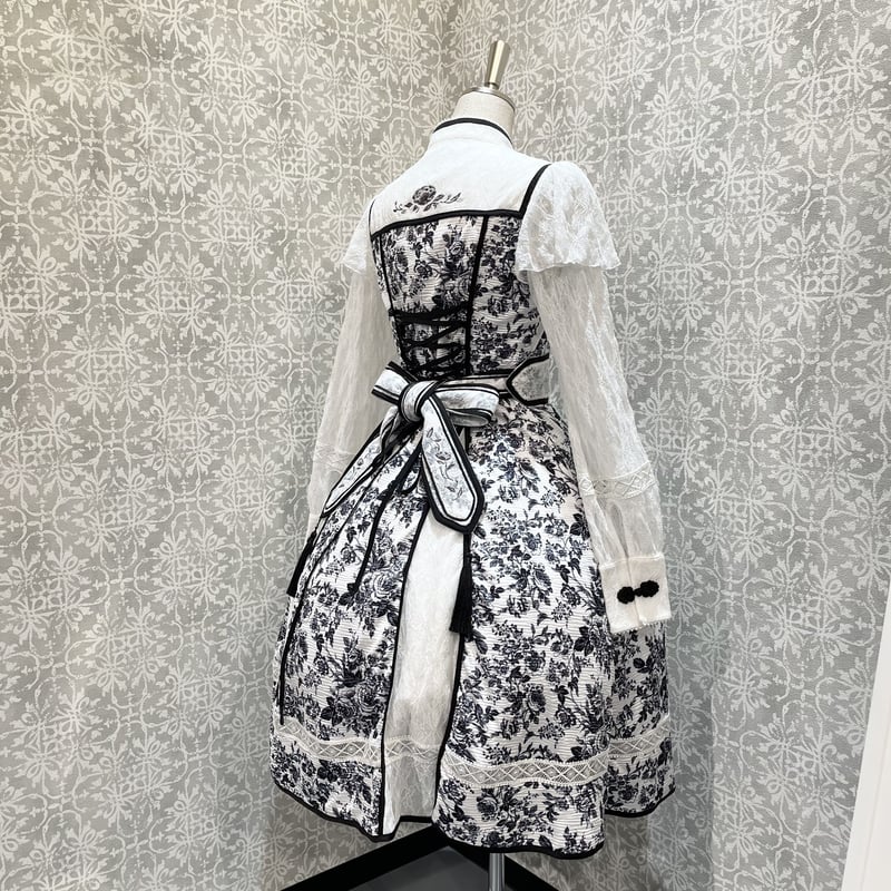 極美品★BOTTEGAVENETA★上質ウール★シルク★ロングワンピース 極美品☆BOTTEGAVENETA☆上質ウール☆シルク☆ロングワンピース