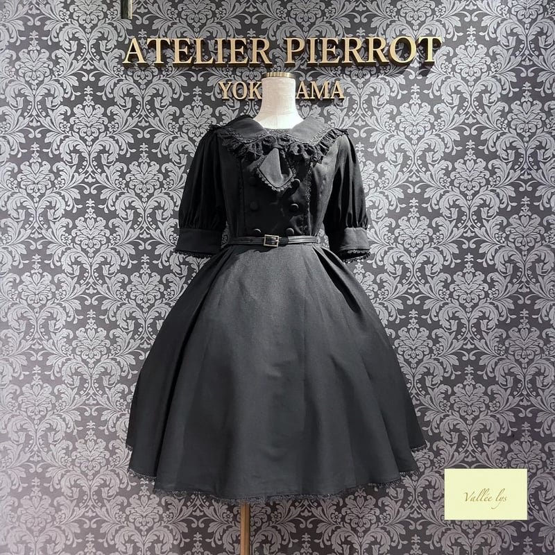 【最終価格】アトリエピエロ　Vallée lys 半袖ブラウス　黒 ATELIER-PIERROT | アトリエピエロ ブラウス (USED)の通販(135点
